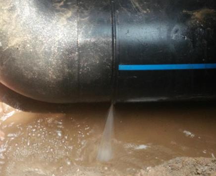 突泉楼顶渗水维修公司为大家分享下突泉卫生间漏水维修修补技术!